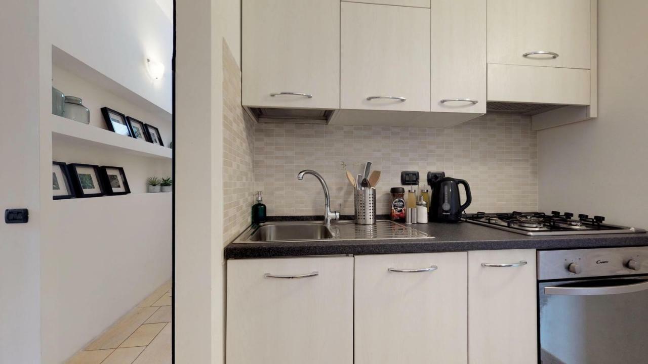 Apartment With Private Garden Near San Siro Stadium 밀라노 외부 사진